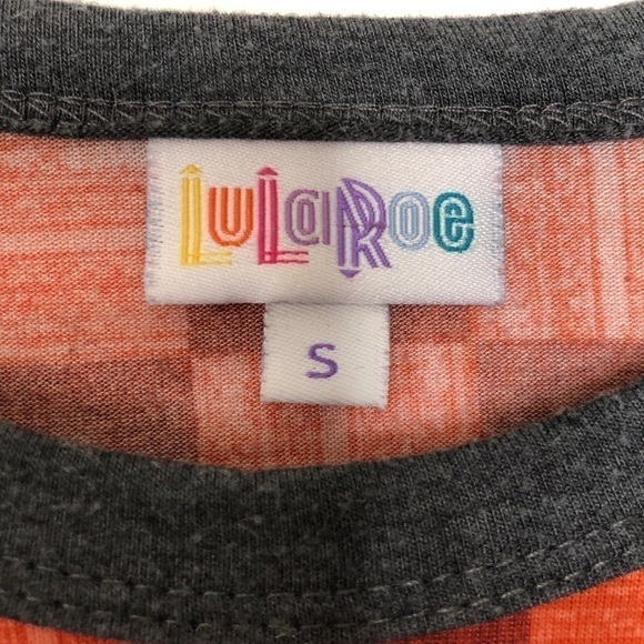 LULAROE Randy Baseball Tee Orange Red Checkerboard Pattern Gray Sleeves - Size S - Picture 4 of 6